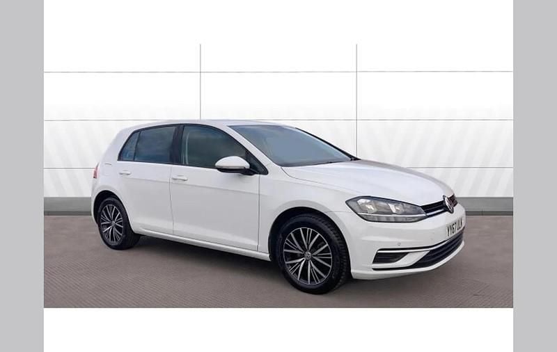 White Used 2017 VW Golf VII SE Hatchback | £13,000 (Fair price) - Image 1/4