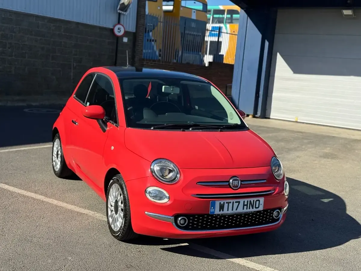 Used Fiat 500 Lounge 2017 Pink Hatchback