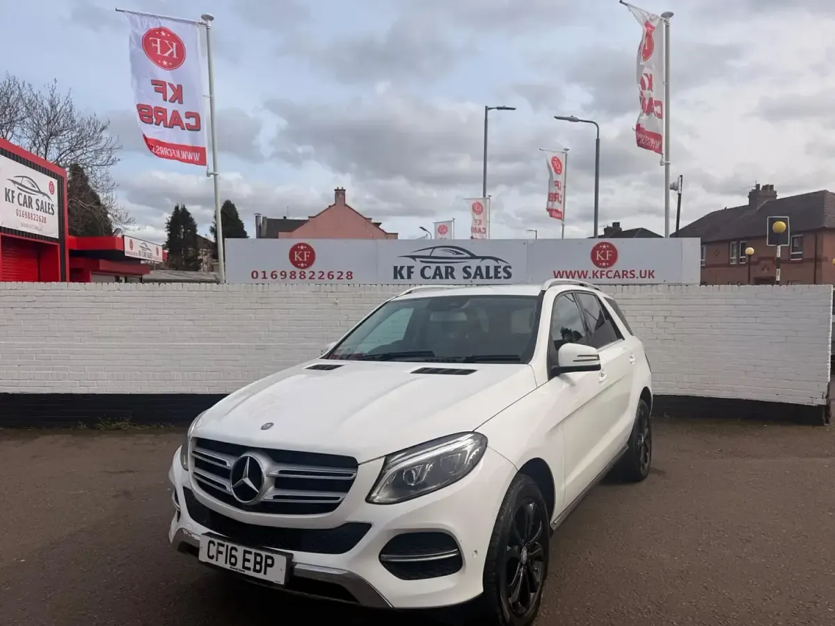 Used Mercedes GLE250 2016 White Estate