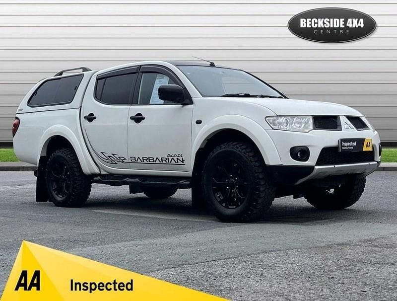 White Used 2012 Mitsubishi L200 Pickup | £8,950 (Fair price) - Image 1/3