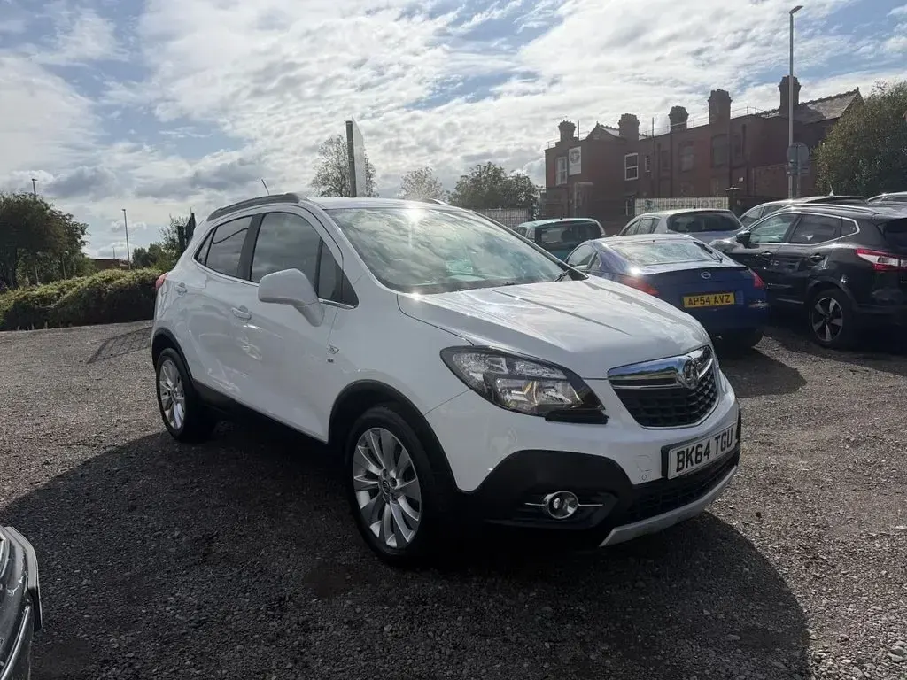 Used Vauxhall Mokka 115 HP (84 kW) 2014 White SUV
