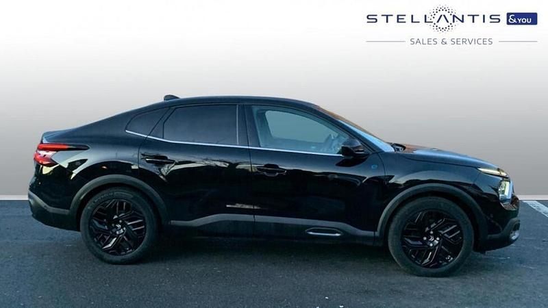 Black Used 2024 Citroën e-C4 SUV | £15,252 (Fair price) - Image 1/3