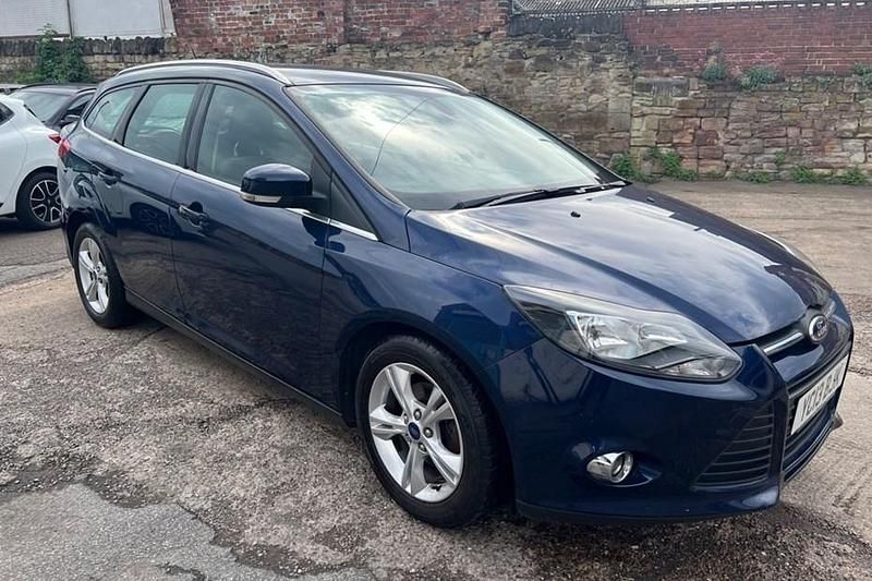 Blue Used 2013 Ford Focus Zetec Estate | £5,000 (Fair price) - Image 1/1