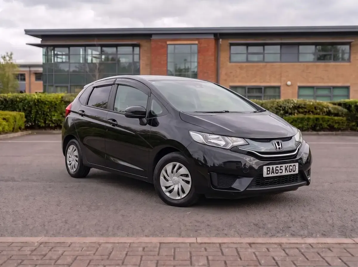 Used Honda Jazz 102 HP (75 kW) 2015 Black Hatchback
