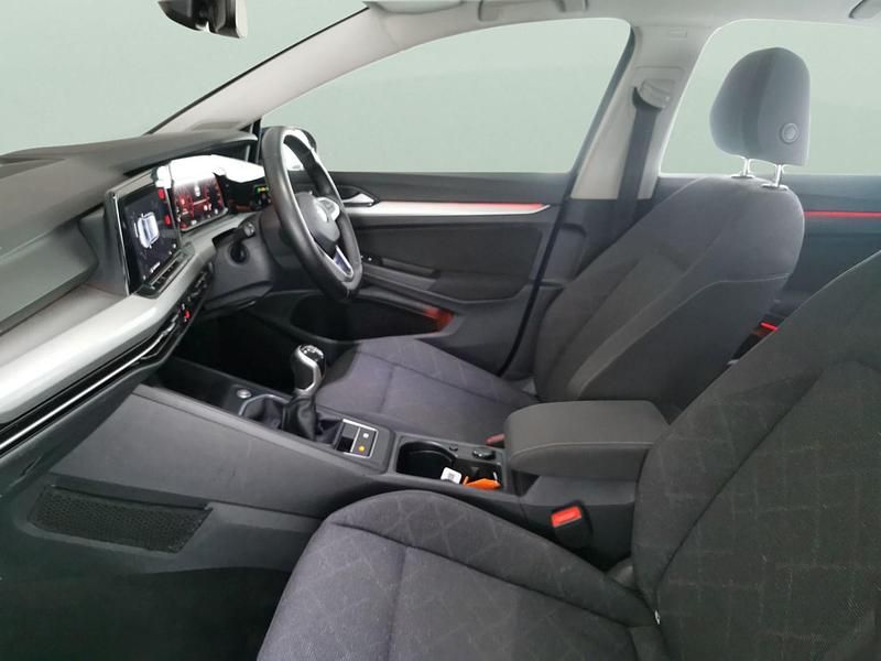 Used VW Golf VII Life 150 HP (110 kW) 2021 Blue Hatchback