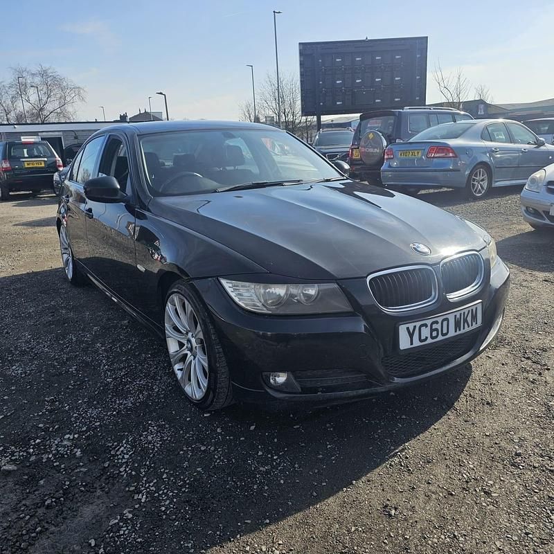 Black Used 2011 BMW 320 Efficient Dynamics Sedan | £1,595 (Good price) - Image 1/4