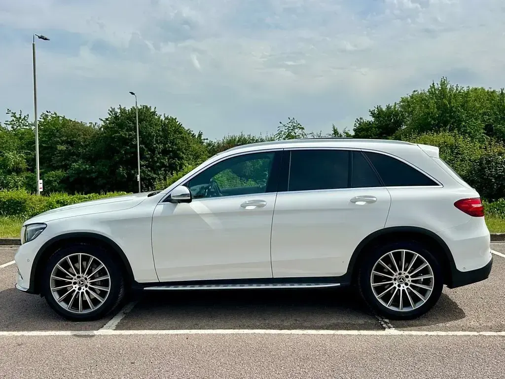 Used Mercedes GLC350 AMG line 258 HP (189 kW) 2017 White SUV