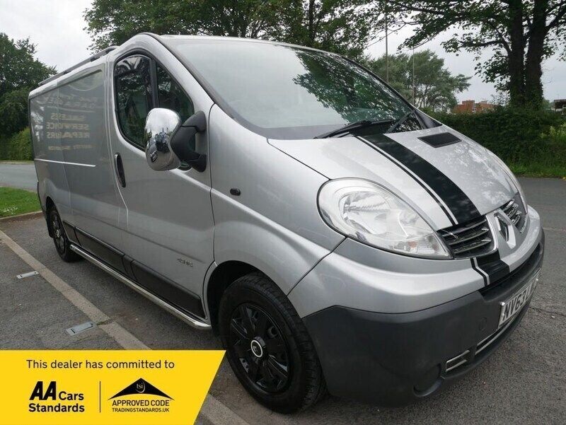 Silver Used 2013 Renault Trafic Van | £4,995 - Image 1/4