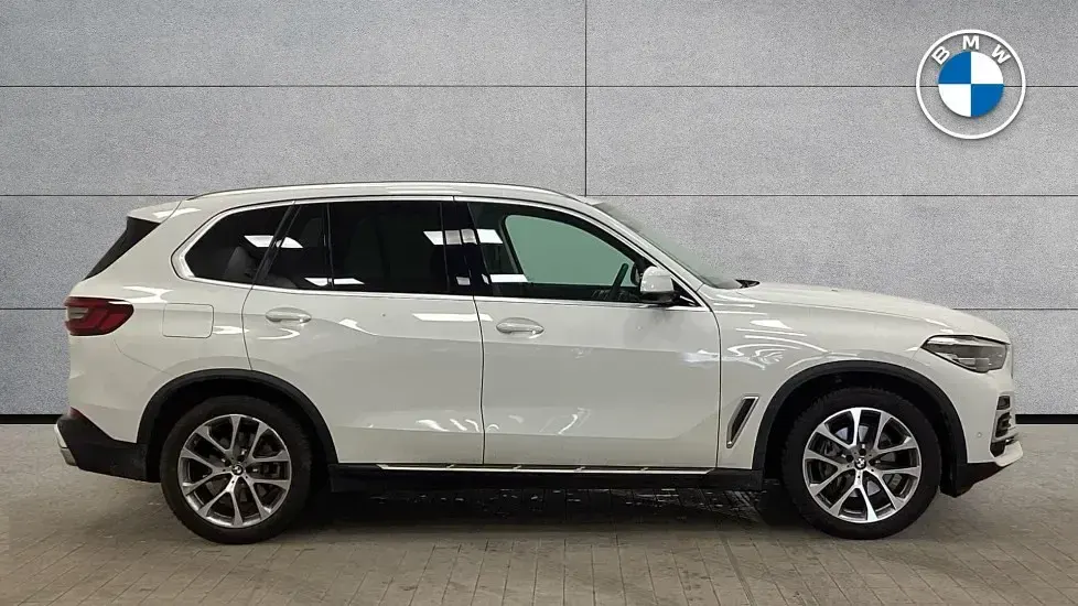 Used BMW X5 xLine 282 HP (207 kW) 2022 White SUV