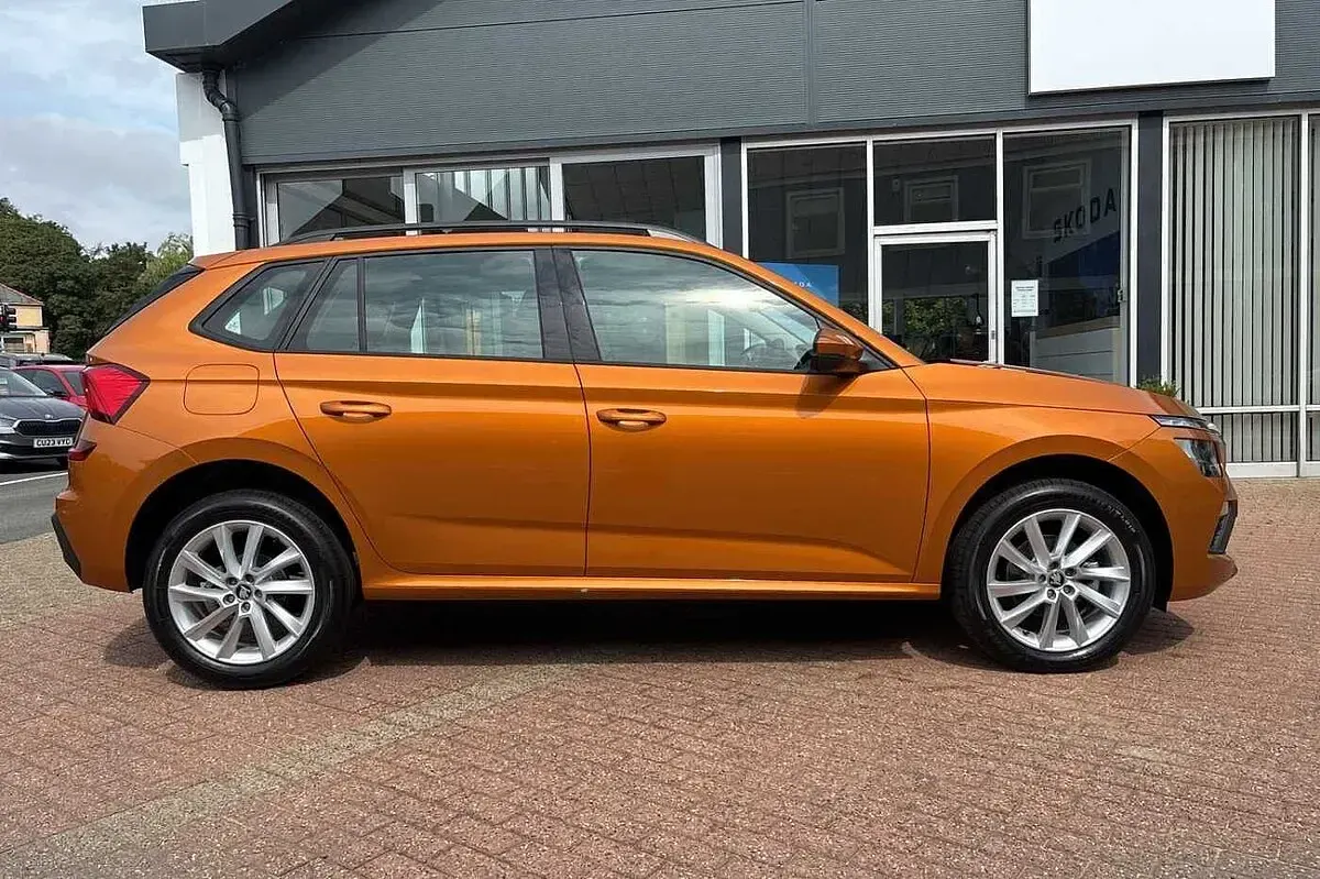 New Skoda Kamiq SE 115 HP (84 kW) 2026 Phoenix orange metallic SUV