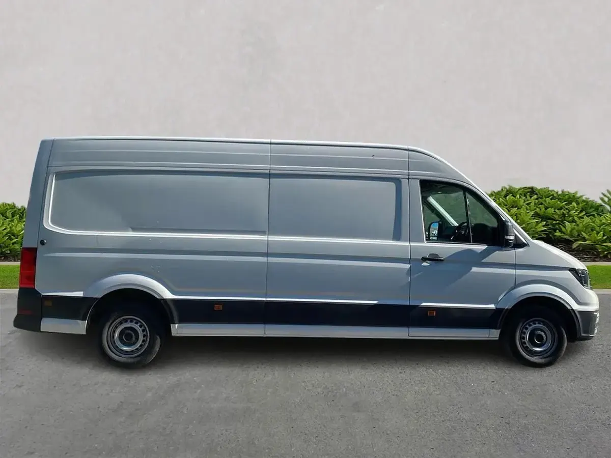 Used VW Crafter 140 HP (102 kW) 2024 White Van