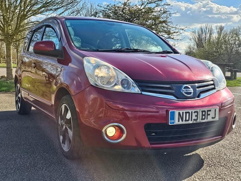 Used Nissan Note N-TEC 110 HP (80 kW) 2013 Red Hatchback