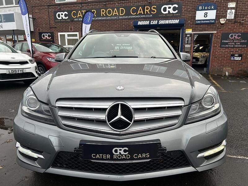 Usado Mercedes C220 AMG 170 HP (125 kW) 2013 Prateado Carrinha