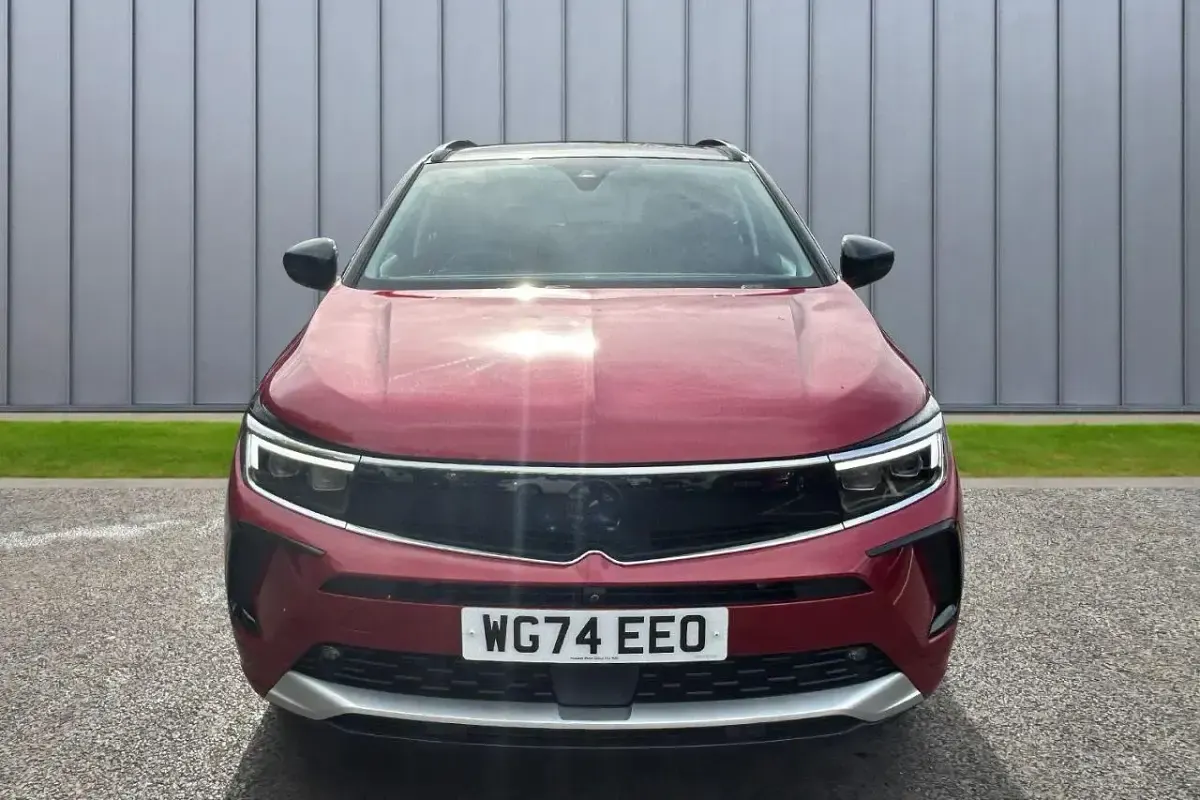 Used Vauxhall Grandland X Ultimate 128 HP (94 kW) 2025 Red SUV