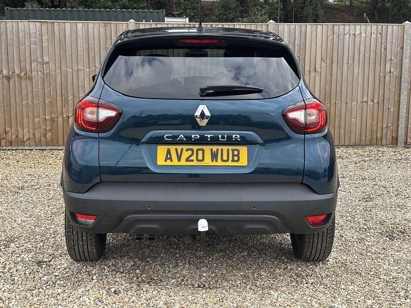 Used Renault Captur Iconic 90 HP (66 kW) 2020 Blue/black SUV