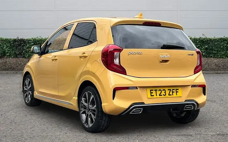 Begagnad Kia Picanto GT-Line 67 HK (49 kW) 2023 Gul Halvkombi