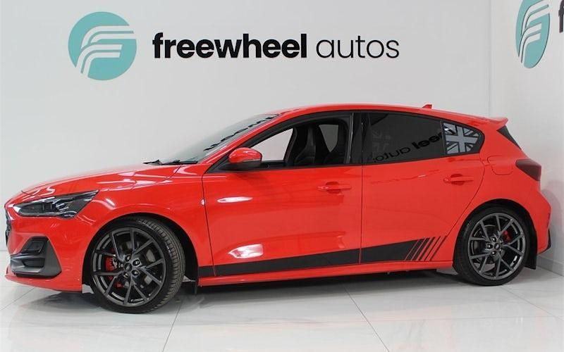 Used Ford Focus ST 280 HP (205 kW) 2024 Hatchback