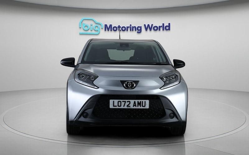 Used Toyota Aygo X PURE 72 HP (52 kW) 2025 SUV