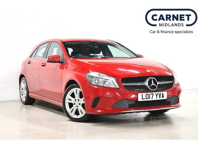 Used Mercedes A180 2017 Red Hatchback