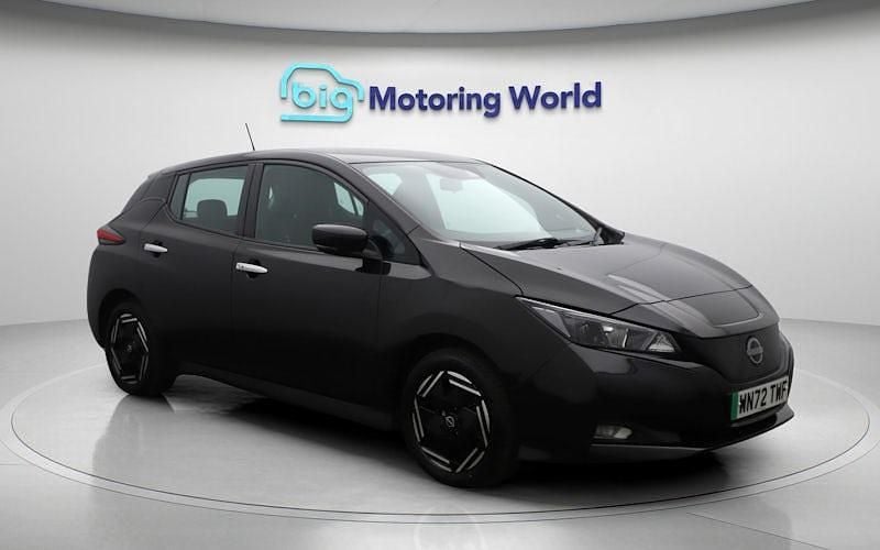 Used 2025 Nissan Leaf Acenta Hatchback | £10,673 (Good price) - Image 1/4