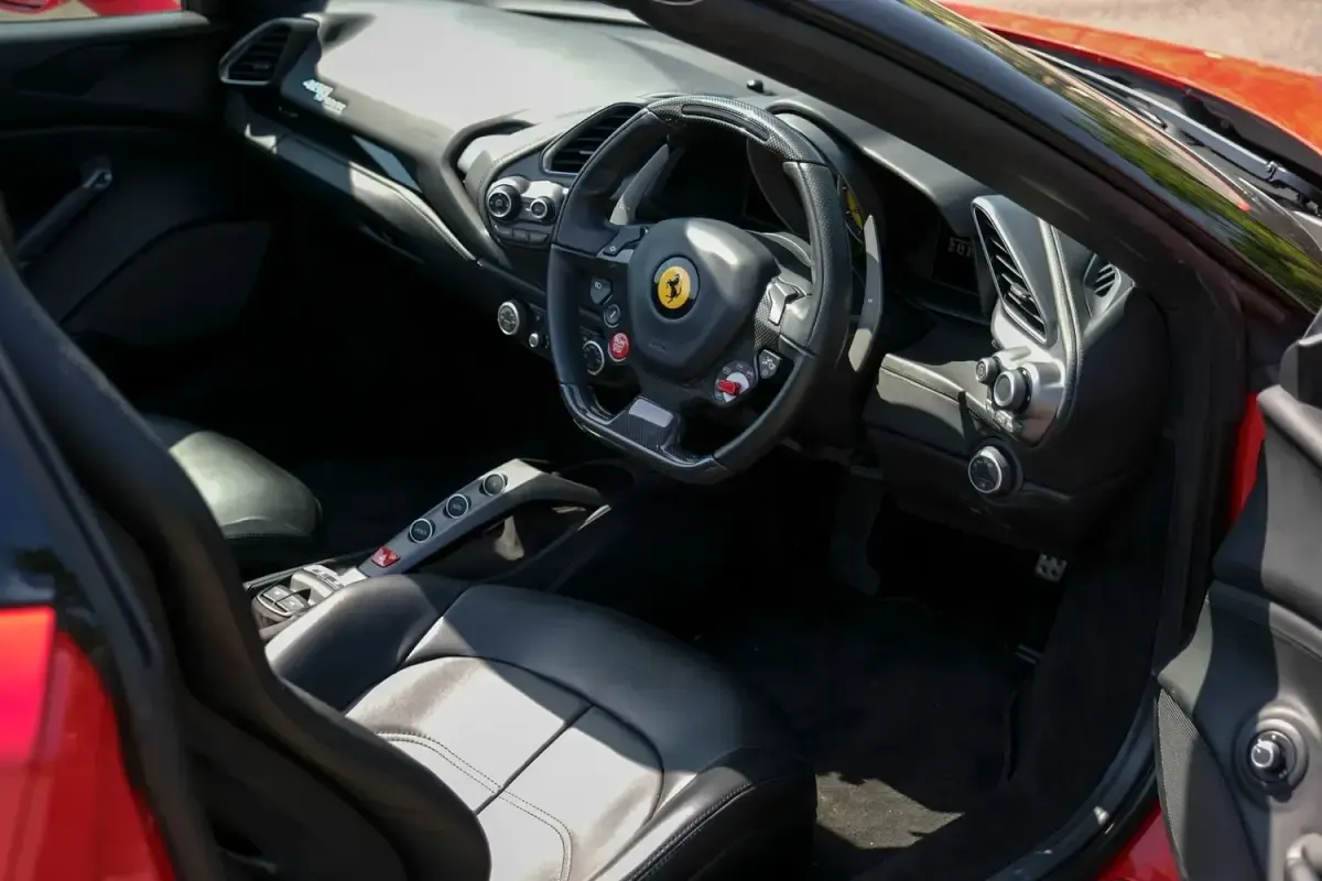 Used Ferrari 488 670 HP (492 kW) 2017 Red