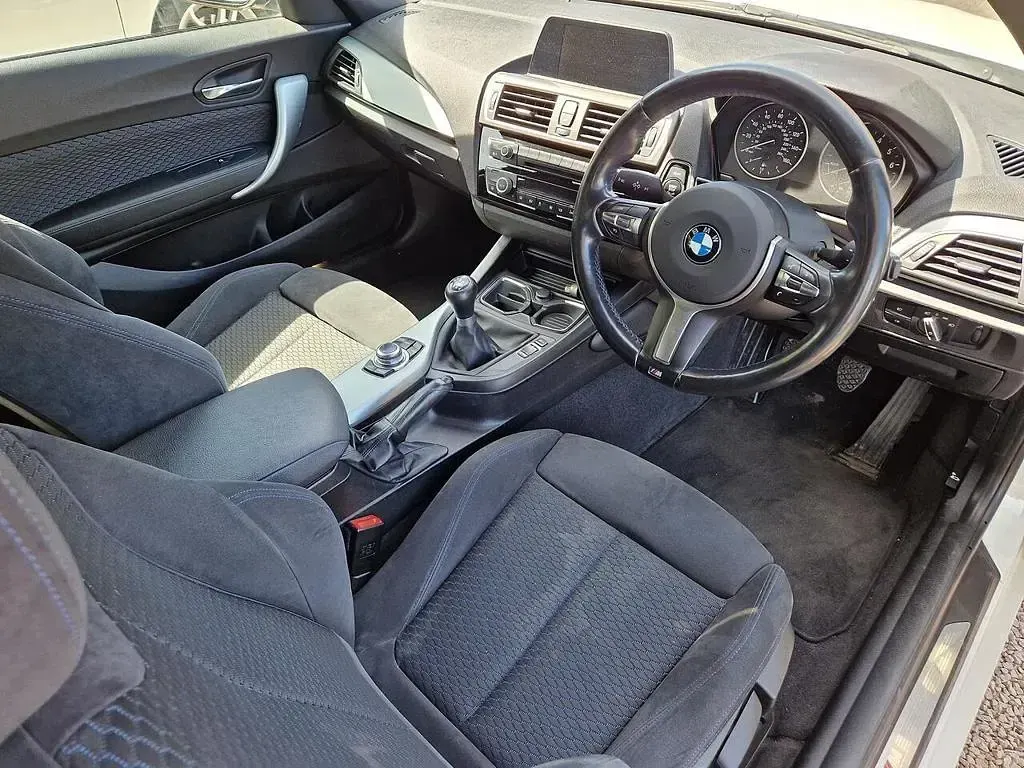 Used BMW 118 M Sport 136 HP (100 kW) 2016 White Hatchback