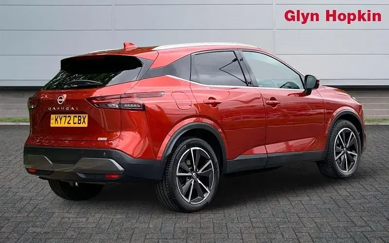 Used Nissan Qashqai Tekna 140 HP (102 kW) 2022 Red SUV