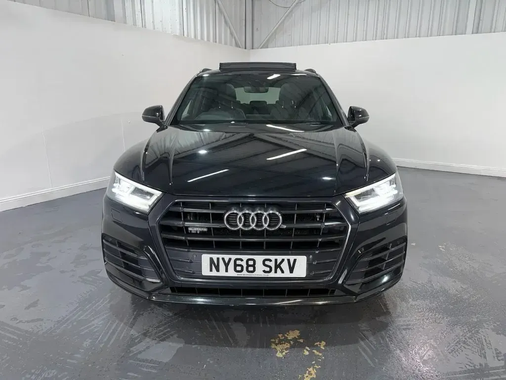 Used Audi Q5 Black Edition 190 HP (139 kW) 2019 Black SUV