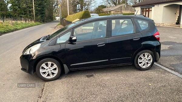Used Honda Jazz ES 99 HP (72 kW) 2011 Black Hatchback