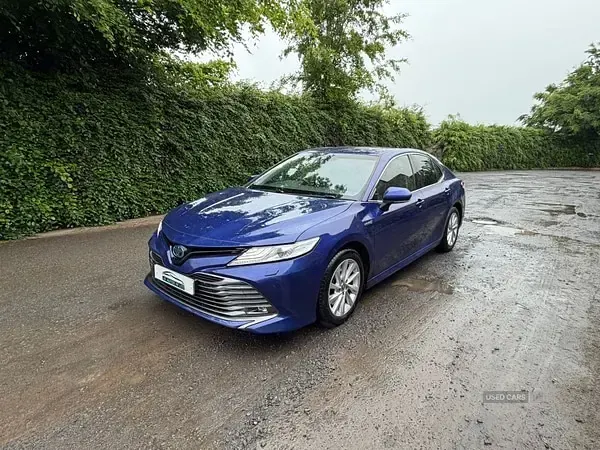 Used Toyota Camry 2020 Blue Sedan