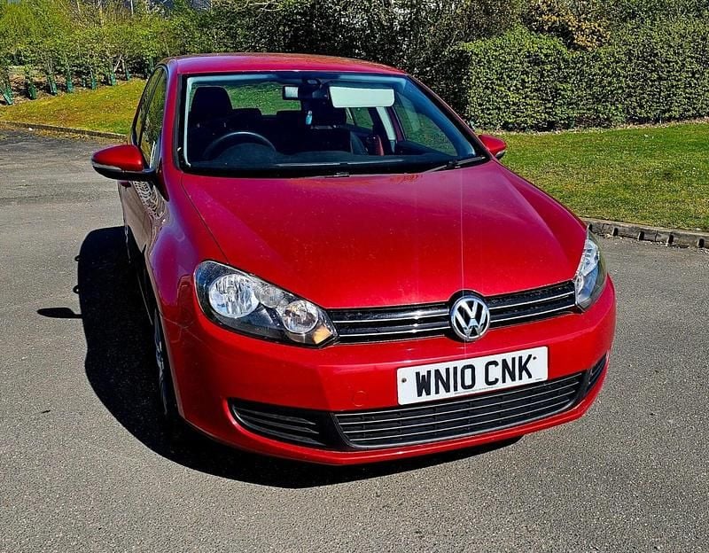 Used VW Golf VI SE 105 HP (77 kW) 2010 Red Hatchback
