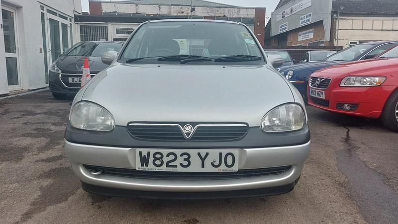 Used Vauxhall Corsa Club 2000 Silver Hatchback