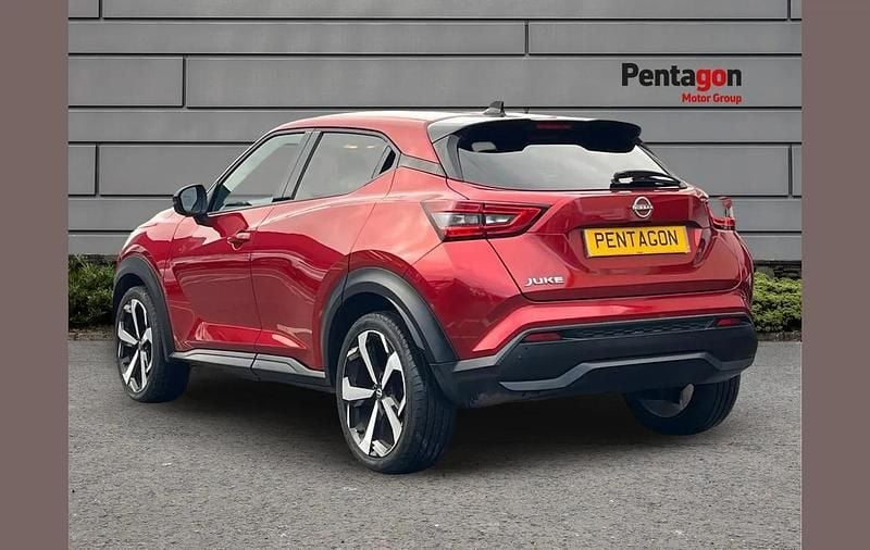 Used Nissan Juke Tekna 112 HP (82 kW) 2022 Red SUV