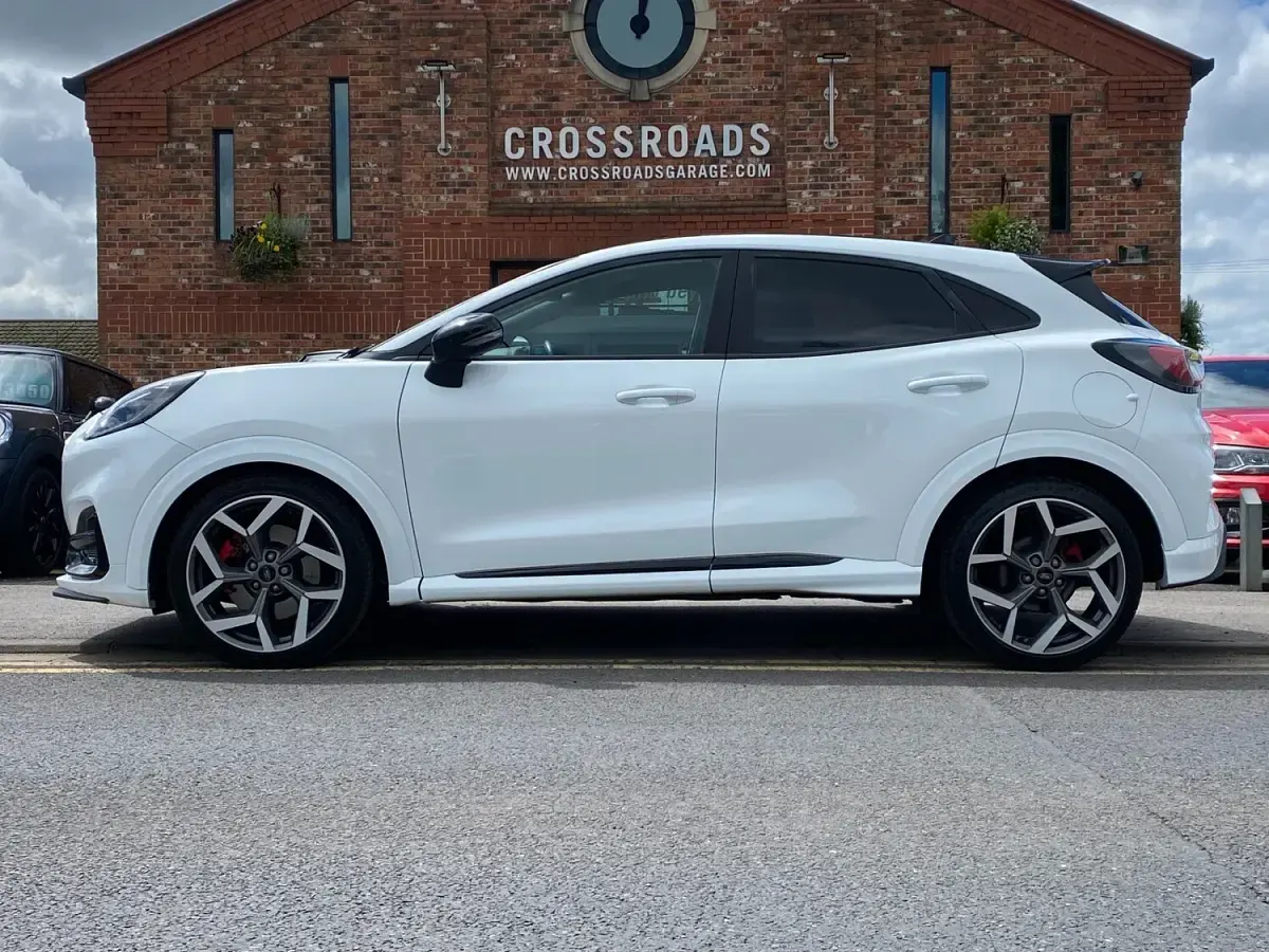 Used Ford Puma ST 200 HP (147 kW) 2021 Frozen white SUV