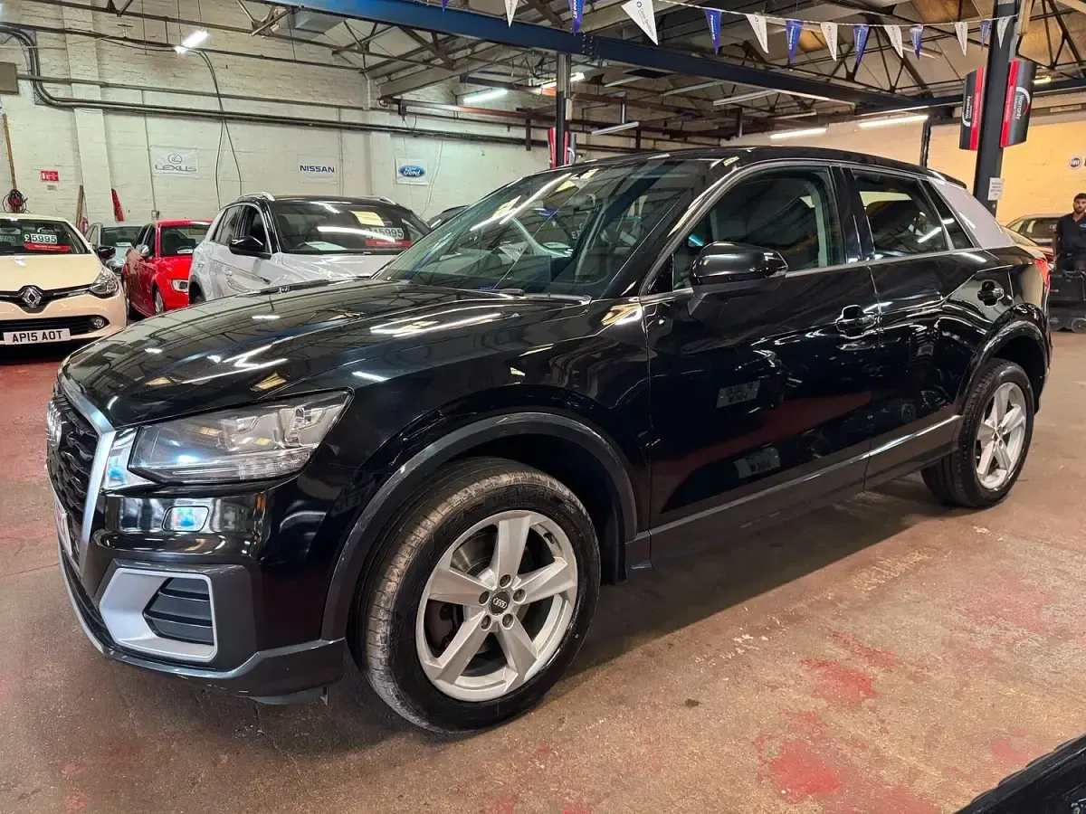 Used Audi Q2 Sport 116 HP (85 kW) 2018 Black SUV
