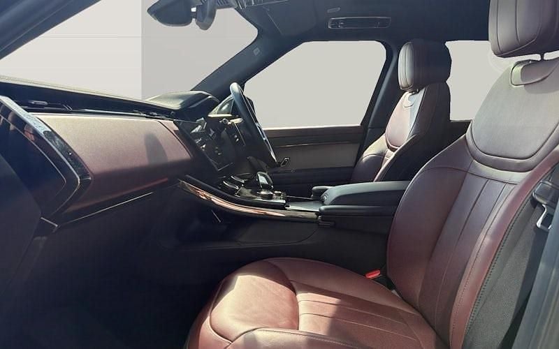 Used Land Rover Range Rover Sport SE Dynamic 300 HP (220 kW) 2025 SUV