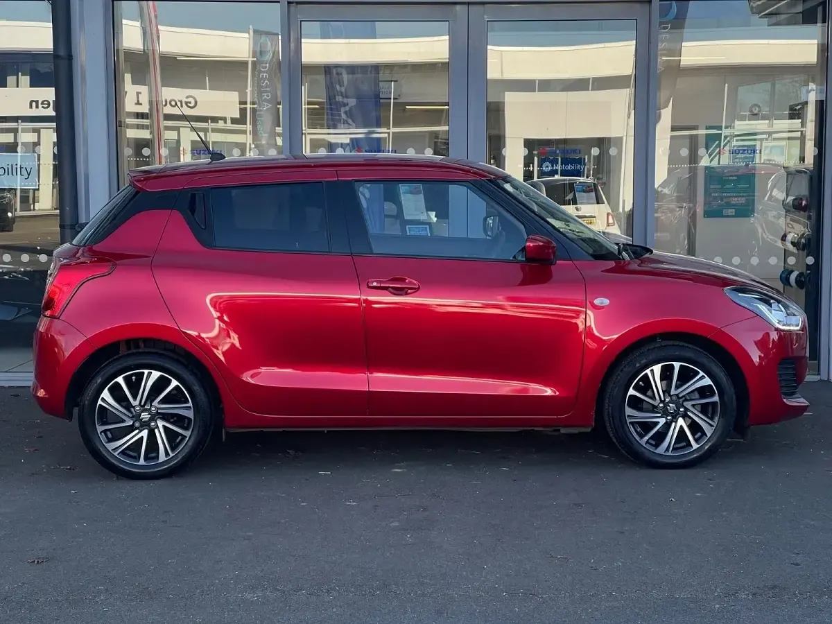 Used Suzuki Swift SZ-L 82 HP (60 kW) 2024 Red Hatchback