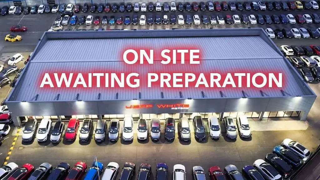 Used Dacia Duster Prestige 91 HP (66 kW) 2022 Orange SUV