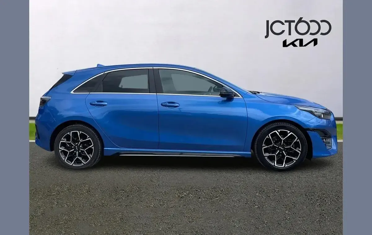 Used Kia Ceed GT-Line 158 HP (116 kW) 2023 Blue Hatchback