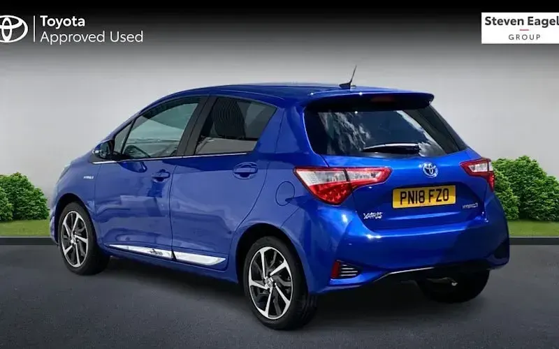 Used Toyota Yaris Hybrid 101 HP (74 kW) 2020 Hatchback