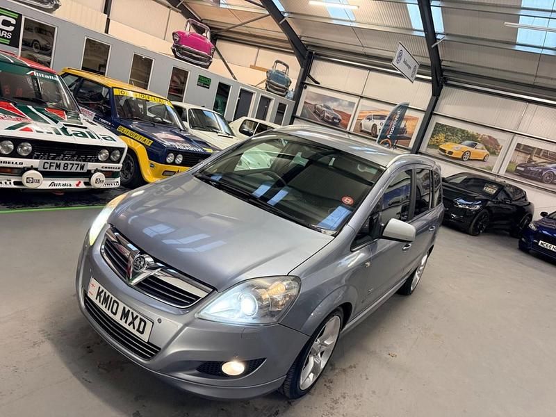 Used Vauxhall Zafira SRi 140 HP (102 kW) 2010 Silver MPV