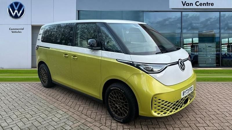 Used VW ID. Buzz Pro 150 kW (204 HP) 2023 Candy white / lime yellow MPV