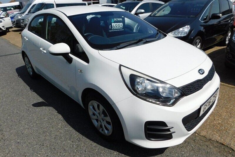 White Used 2016 Kia Rio 2 Hatchback | £6,995 (A bit pricey) - Image 1/1