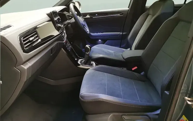 New VW T-Roc Design 116 HP (85 kW) 2025 Blue SUV