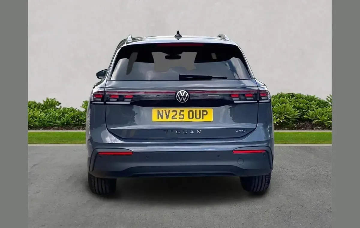 Used VW Tiguan Match 150 HP (110 kW) 2025 Grey SUV