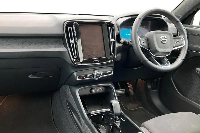 Used Volvo C40 Core 169 kW (231 HP) 2022 Black SUV