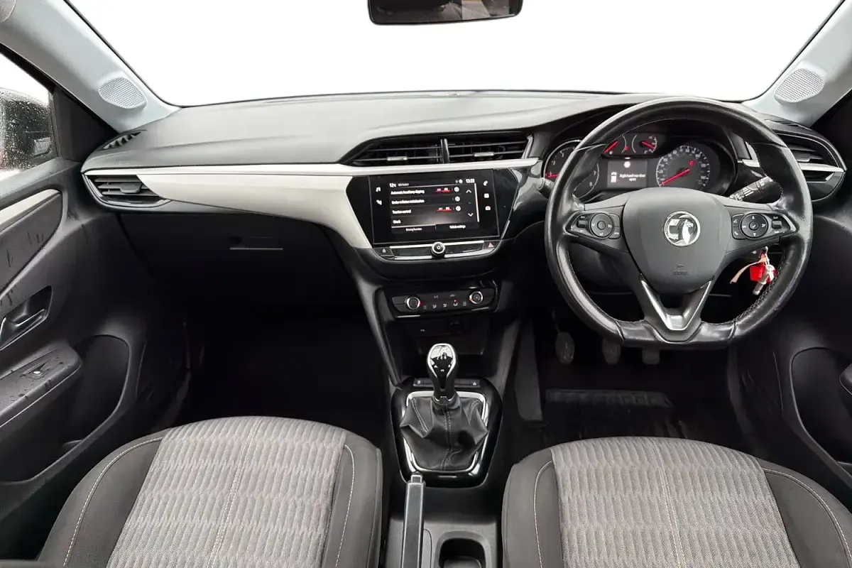 Used Vauxhall Corsa Edition 75 HP (55 kW) 2022 Red Hatchback