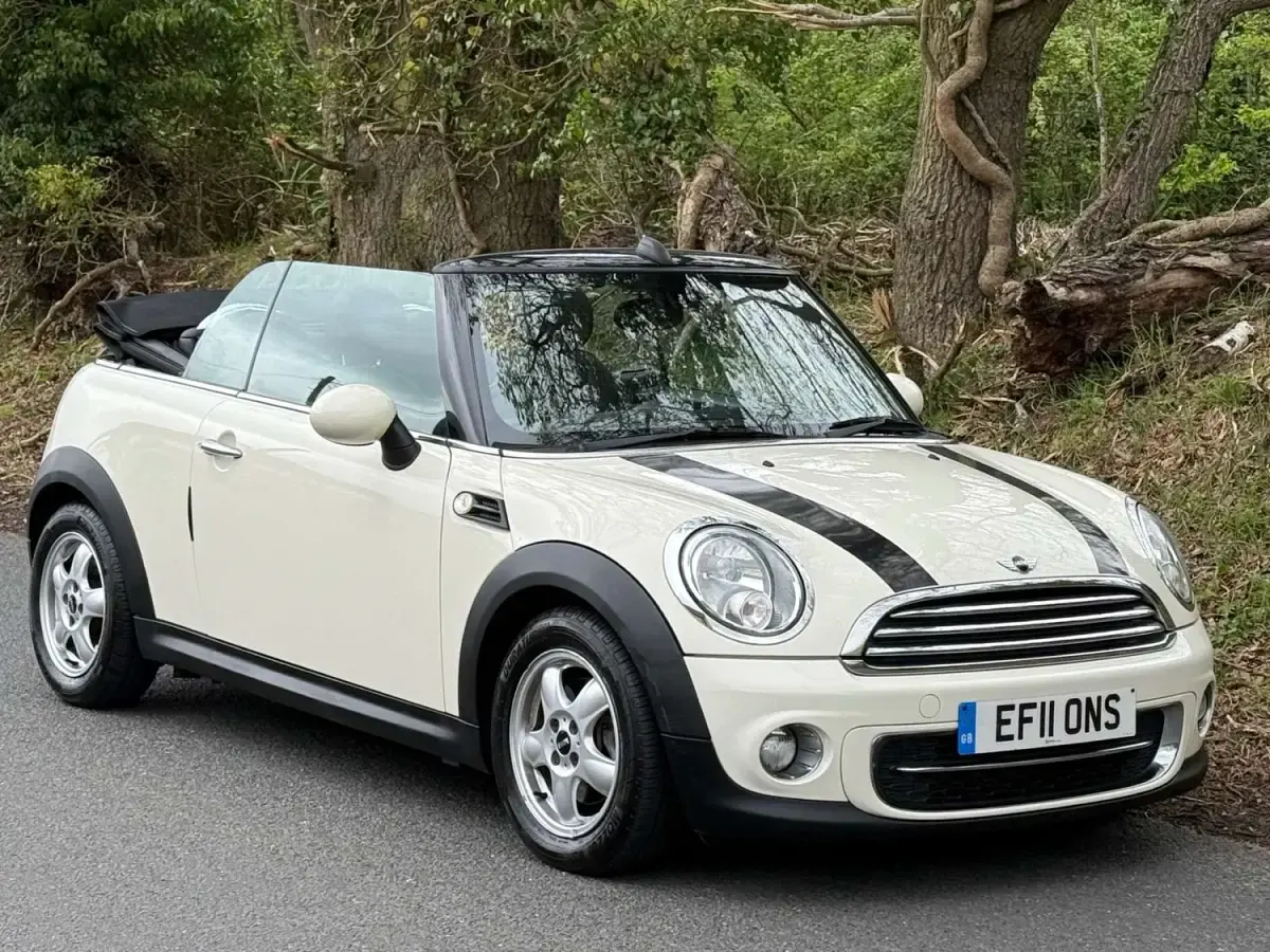 Usado Mini Cooper D Cabriolet 2011 Blanco Descapotable