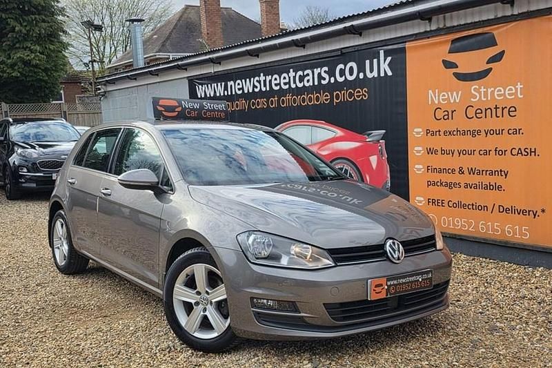 Used VW Golf VII Match 105 HP (77 kW) 2015 Grey Hatchback