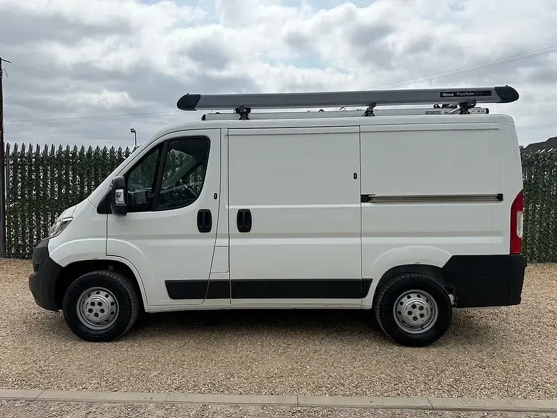 Used Citroën Relay 120 HP (88 kW) 2020 White Van